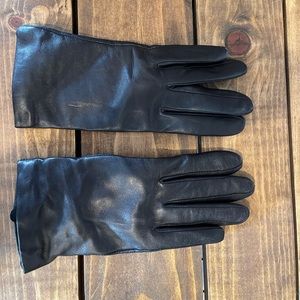 Black leather gloves